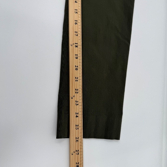 Chicos Pants Women 6 Green Pull On Stretch Ankle Nylon Blend Pockets Tech Office - Picture 9 of 11